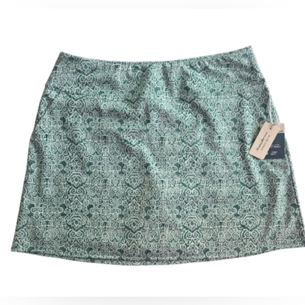 Women's Teal Patterned A-Line athletic  Skirt ⭐️NWT⭐️